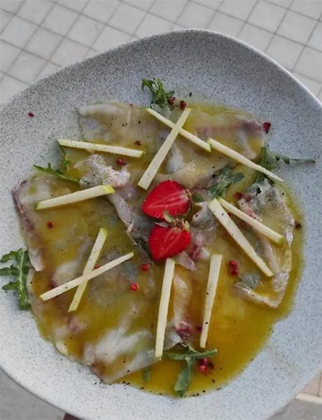 Vela Hotel Restaurant Golem