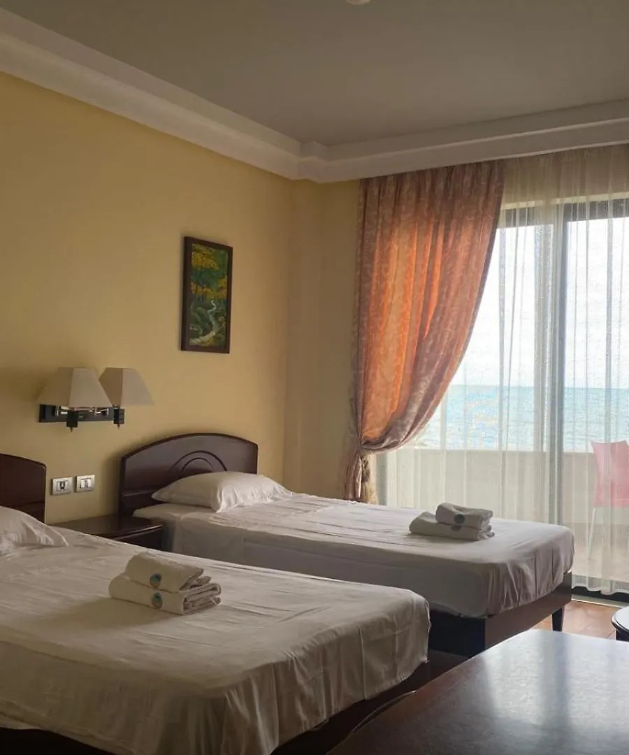 Vela Hotel Restaurant Golem